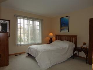 1521 Eric Ln., Libertyville, IL 60048