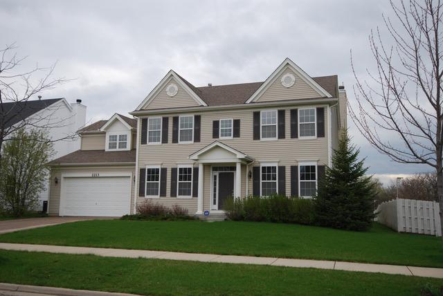 2213 Green Glade Way, Wauconda, IL 60084