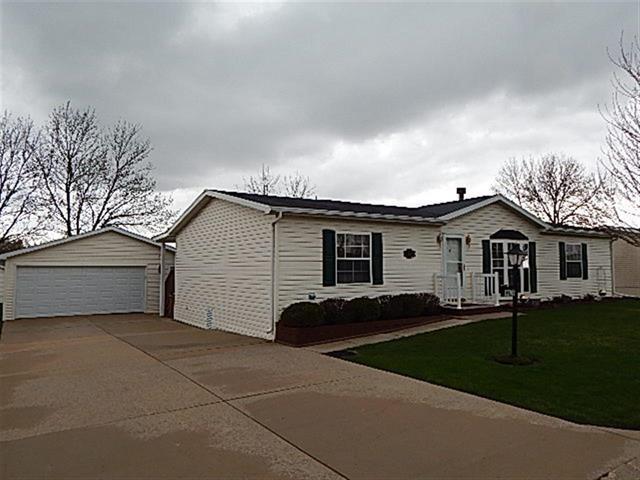 8406 Tamarack Dr., Machesney Park, IL 61115