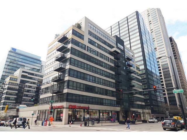 130 S Canal St. #9L, Chicago, IL 60606