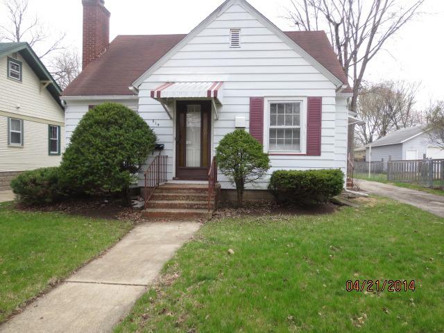 814 Spruce St., Aurora, IL 60506