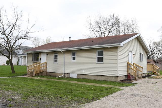 532 Blackhawk St., Joliet, IL 60432