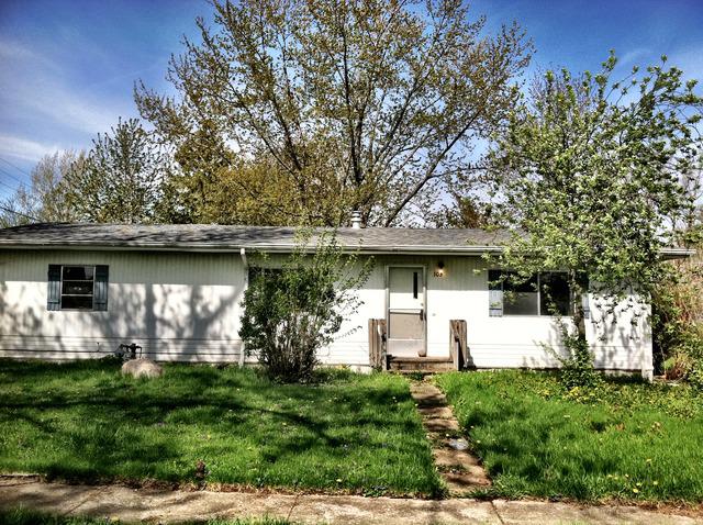 103 N Ames St., Cabery, IL 60919