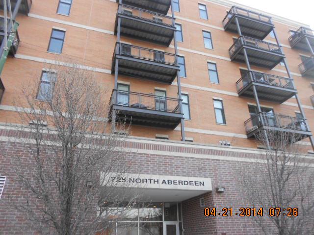 725 N Aberdeen St. #303, Chicago, IL 60642