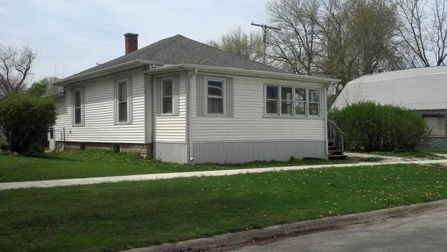 214 S Thomas St., Gilman, IL 60938