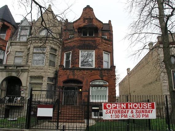 4425 S Ellis Ave., Chicago, IL 60653