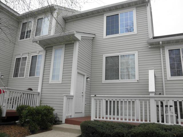 204 Canterbury Ln., Bolingbrook, IL 60440