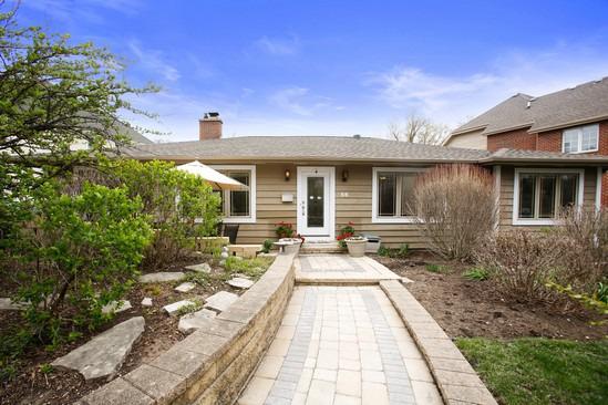 56 Short St., Clarendon Hills, IL 60514