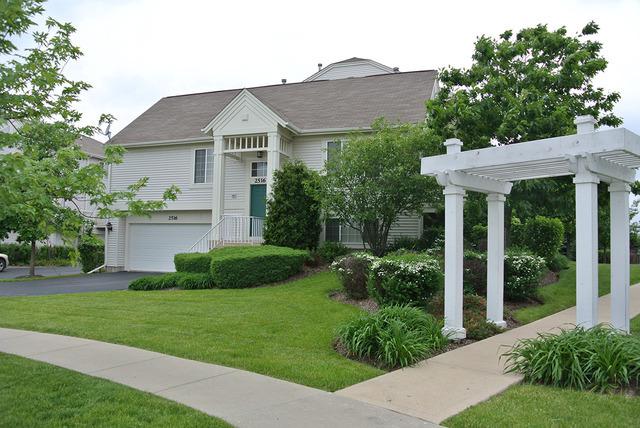 2440 Daybreak Ct., Elgin, IL 60123