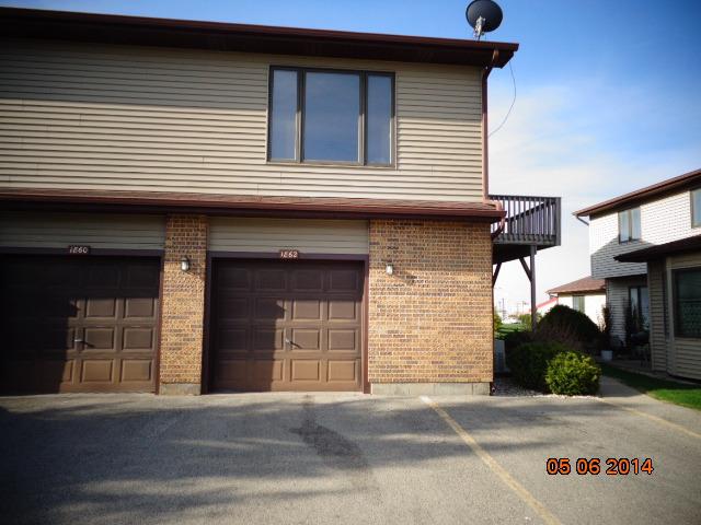 1862 Kerrybrook Ct., Sycamore, IL 60178