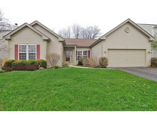 588 N Overlook Tr., Round Lake, IL 60073