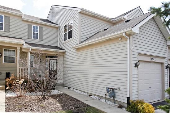 2911 White Thorn Ave., Naperville, IL 60564