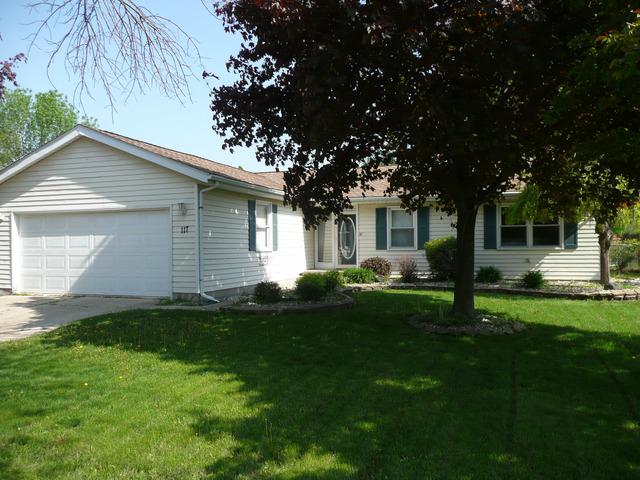 117 Anita Dr., Bourbonnais, IL 60914