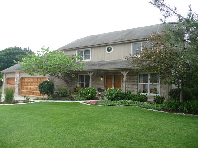 407 Surrey Rd., Bartlett, IL 60103