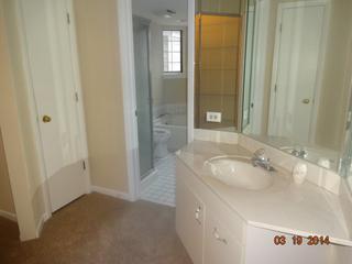 160 Woodstone Dr., Buffalo Grove, IL 60089