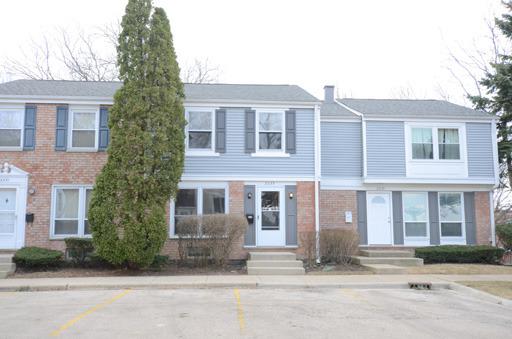 2235 Clifton Pl., Hoffman Estates, IL 60169
