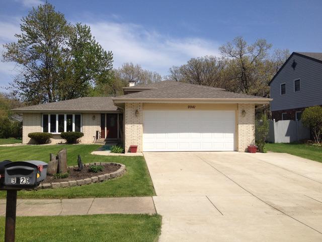 9941 Windsor Dr., Palos Hills, IL 60465