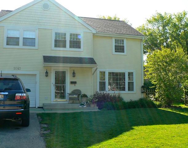 1043 Briarwood Ln., Northbrook, IL 60062