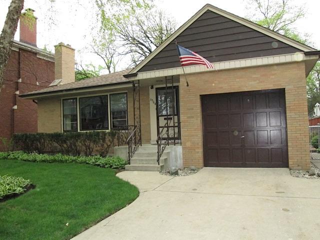 6564 N Tahoma Ave., Chicago, IL 60646