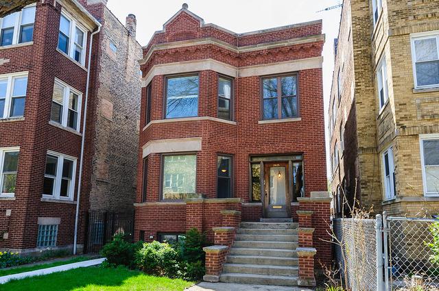 2625 W Leland Ave., Chicago, IL 60625