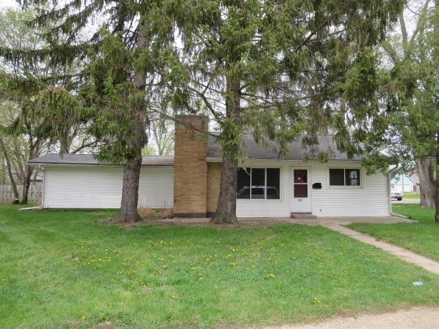 201 Shorelane Dr., Rockton, IL 61072