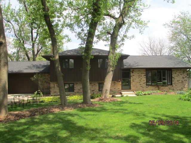 5705 Katrine Ave., Downers Grove, IL 60516