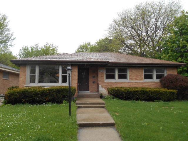 8850 Ewing Ave., Skokie, IL 60076