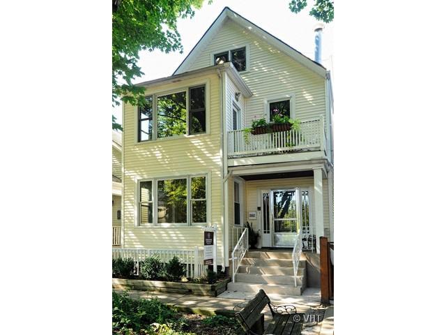 2662 N Marshfield Ave., Chicago, IL 60614