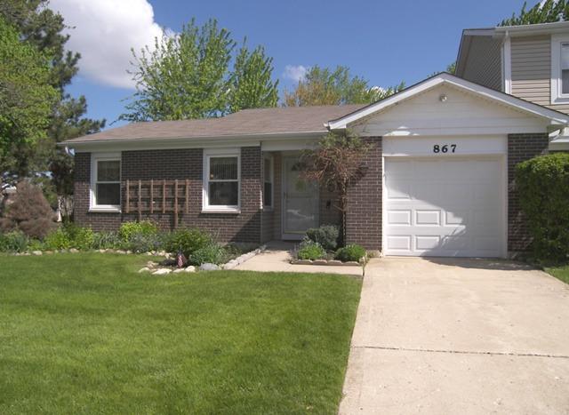 867 Colony Lake Dr., Schaumburg, IL 60194