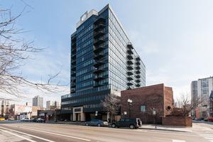 1309 N Wells St. #904, Chicago, IL 60610
