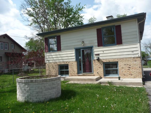 1338 Liberty St., Aurora, IL 60505