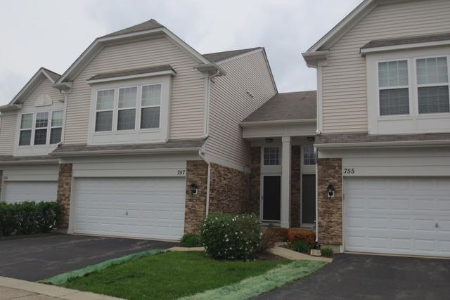 757 Pointe Dr., Crystal Lake, IL 60014
