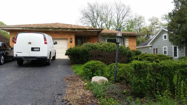 3941 Earlston Rd., Downers Grove, IL 60515
