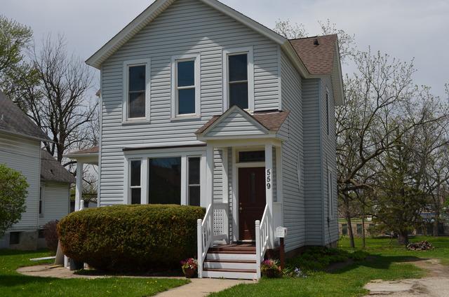 559 Woodlawn Ave., Aurora, IL 60506