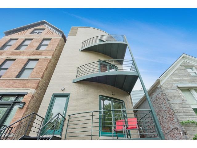 2146 N Oakley Ave., Chicago, IL 60647
