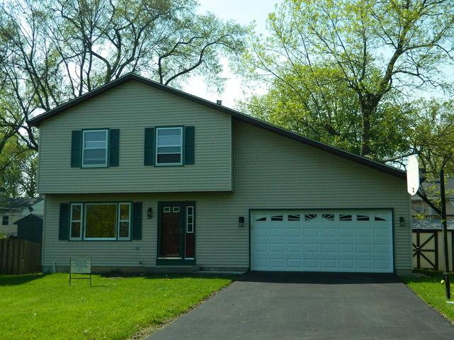 35 Birch Ct., Mundelein, IL 60060