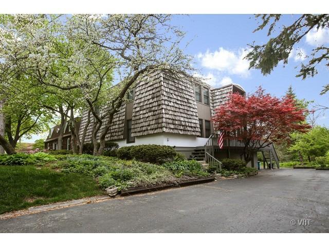 22W222 Glen Valley Dr., Glen Ellyn, IL 60137