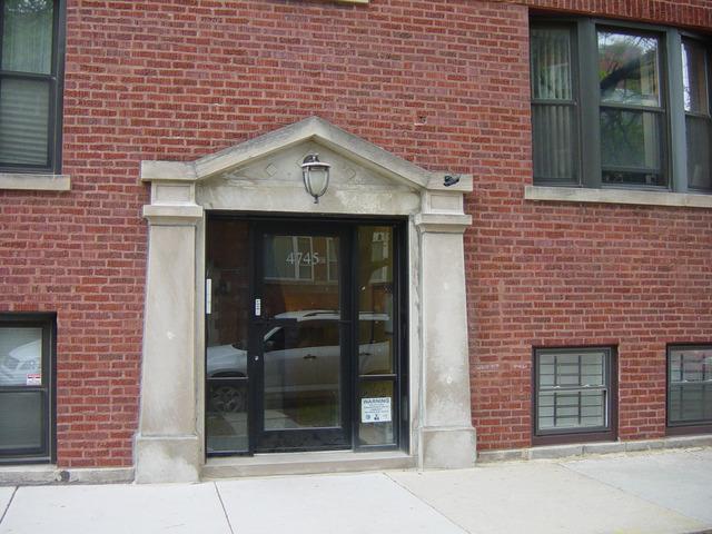 4745 W School St. #1W, Chicago, IL 60641