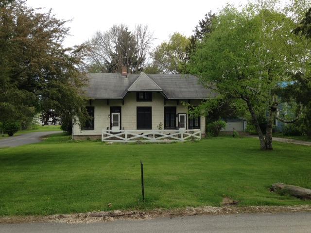 21 North St., Bristol, IL 60512