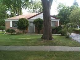 3091 Stillwell Dr., Des Plaines, IL 60018