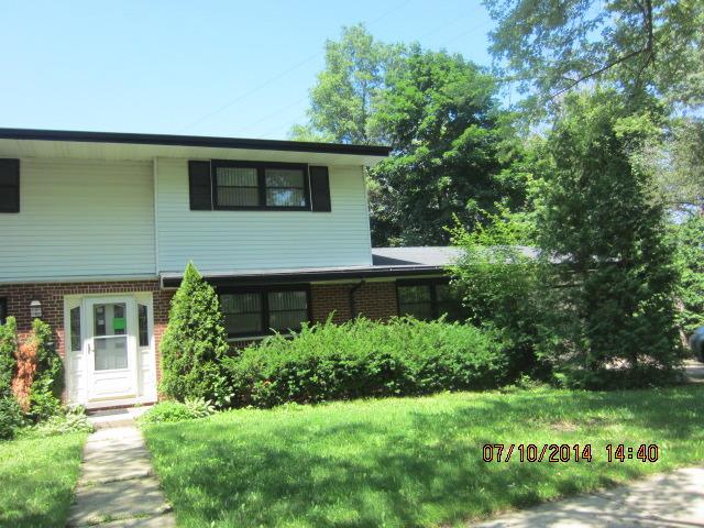 320 Park Dr., Northbrook, IL 60062