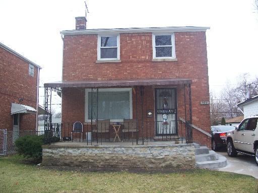 306 Rice Ave., Bellwood, IL 60104