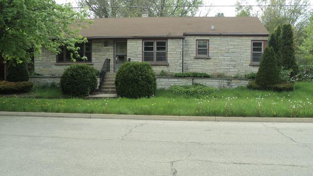 1610 N Ash St., Waukegan, IL 60085