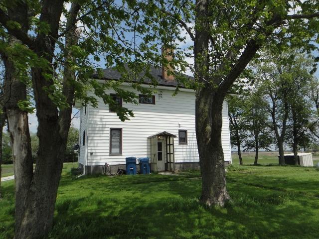 2643 E 3000 North Rd., Beaverville, IL 60912