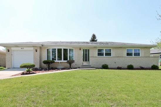 412 Wingate Dr., Schaumburg, IL 60193