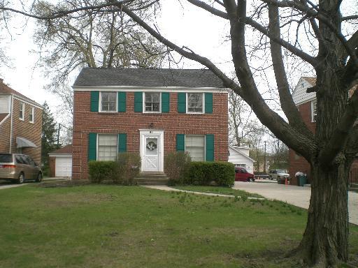60 Longcommon Rd., Riverside, IL 60546