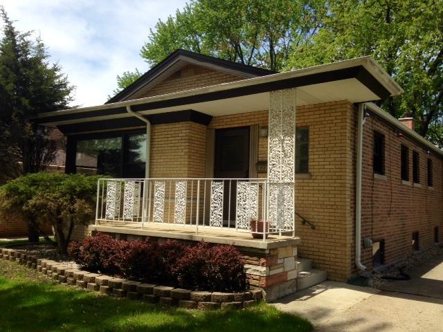 4220 Fairfax St., Oak Lawn, IL 60453