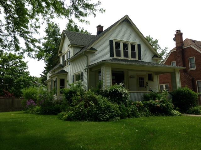 1393 E Walnut Ave., Des Plaines, IL 60016
