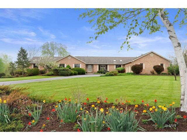 120 Stone Marsh Ln., Barrington, IL 60010