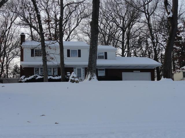 6411 Hillside Rd., Crystal Lake, IL 60012